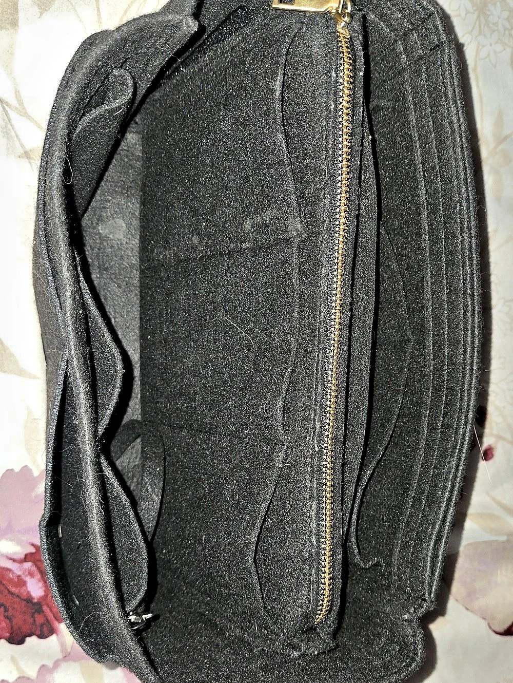 ZTUJO Black Purse Organizer